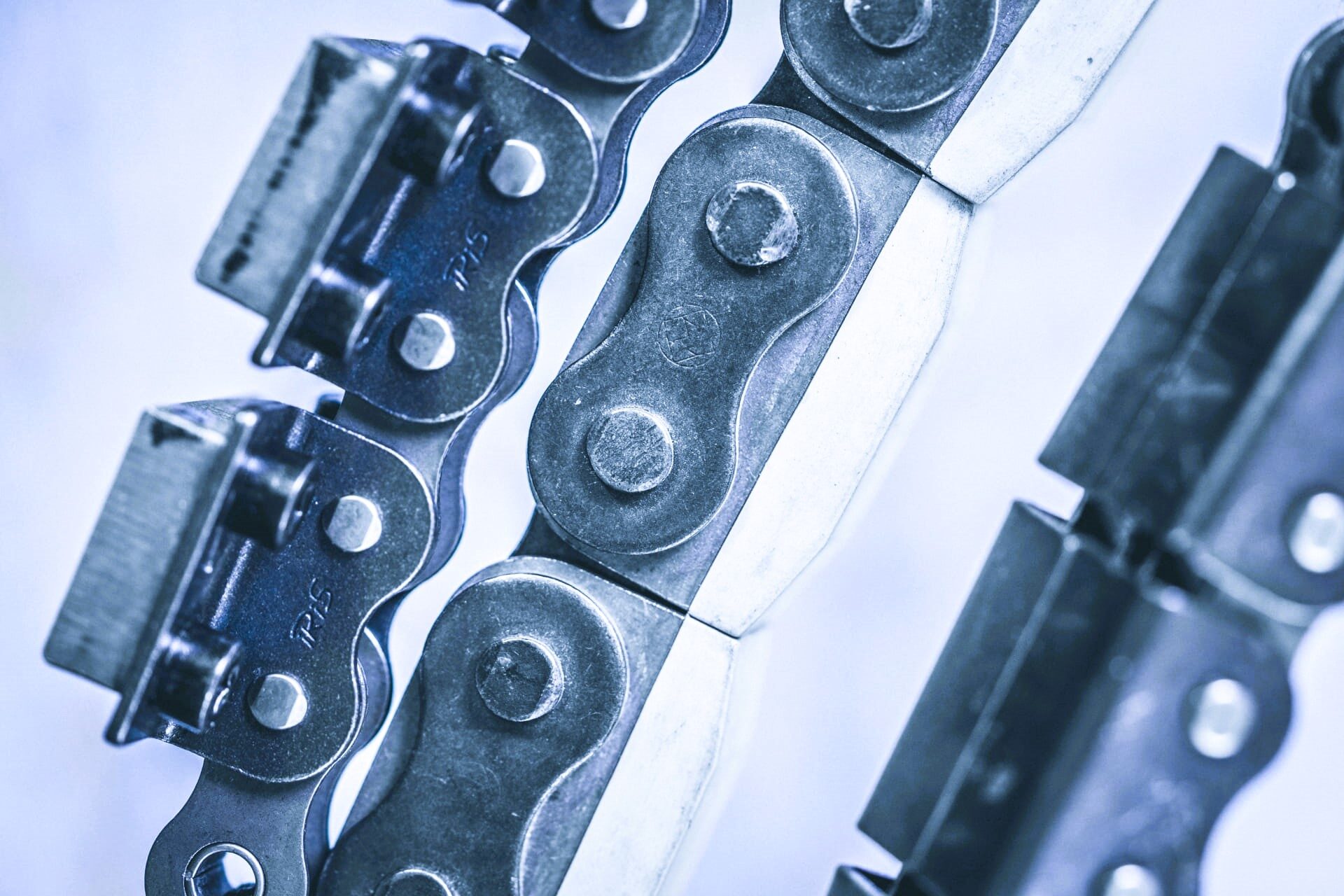 cadenas con aletas